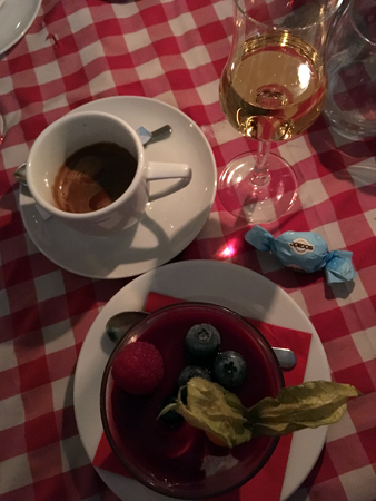 Espresso semifreddo och frangelico