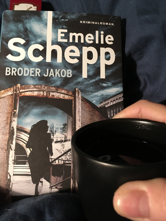 Broder Jakob och kaffe på sängen