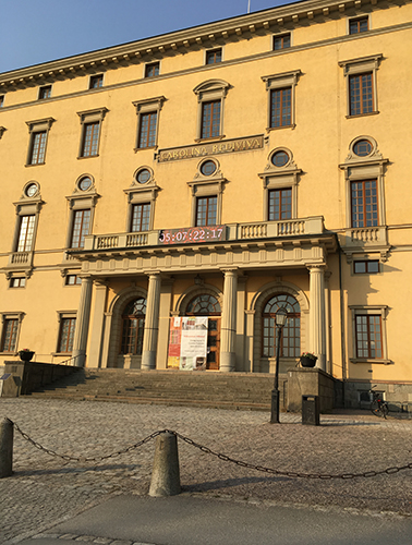 Carolina Rediviva med nedräkningsklocka