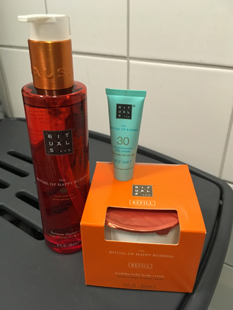 Duscholja och bodycream från Rituals