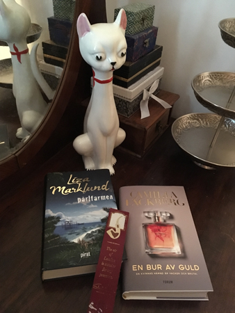 Böckerna Pärlfarmen och En bur av guld