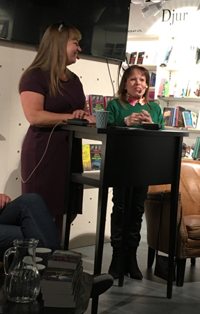 Ninni Schulman blir intervjuad