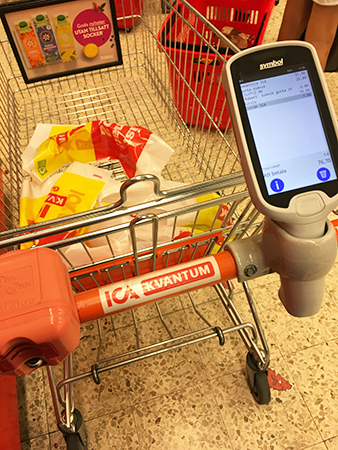 Varuvagn med scanner på Kvantum