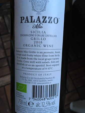 En flaska Palazzo Mio Grillo Sicilia 2018 baksida
