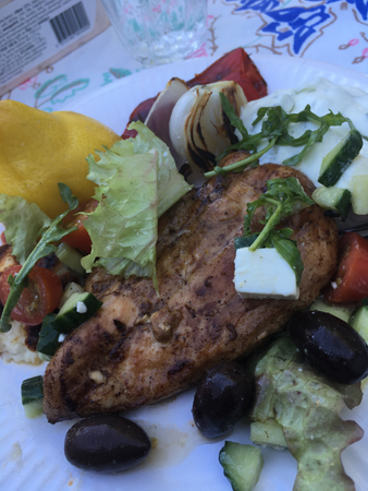 Grillad kycklingfilé och grönsaker