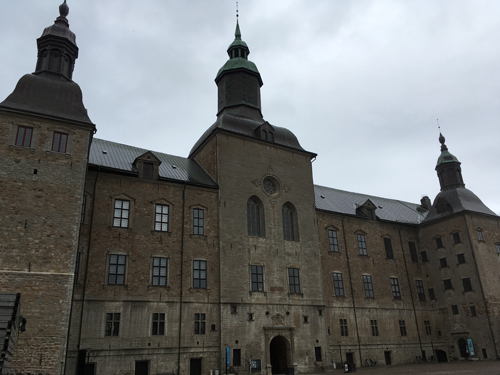 Vadstena slott från borggården
