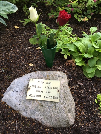 Ester och Harry fick var sin ros