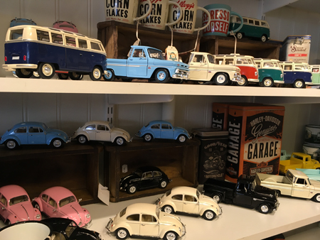 Småbilar i Vadstena