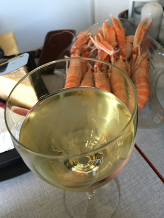 Vitt vin och havskräftor