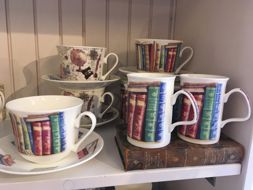 Muggar och koppar för bokälskare