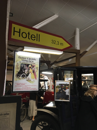 32 komma tre meter till hotellet