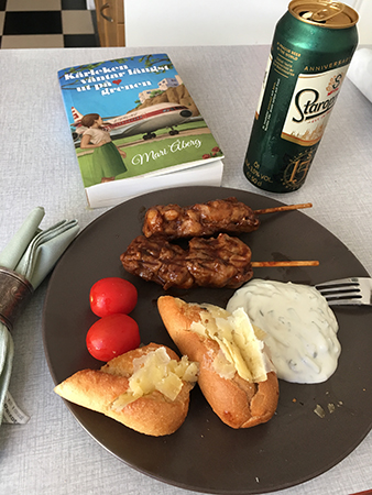 Kycklingspett bröd och tzatziki