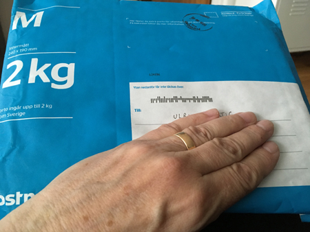 Ett blått paket till mig