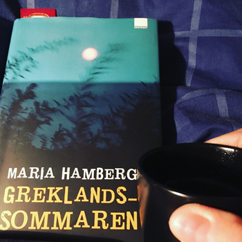 Boken Greklandssommaren och kaffe på sängen