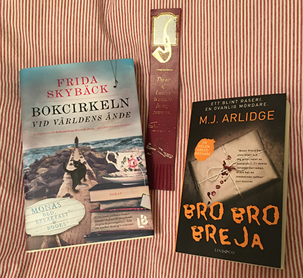 Böckerna Bokcirkeln vid världens ände och Bro bro breja