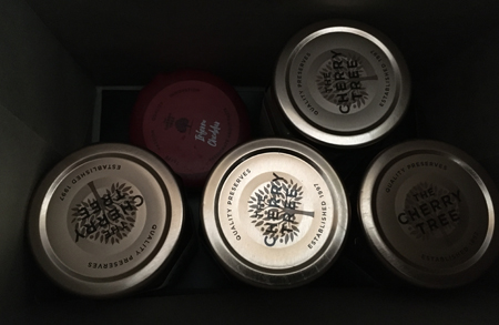Burkar och ost från The Cherry Tree