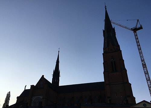 Domkyrkan silhuett med kran 31 oktober 2019 morgon