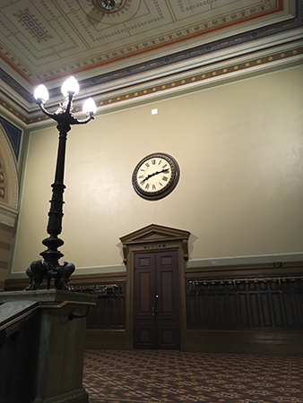 Kl 8 o 13 i Universitetshuset