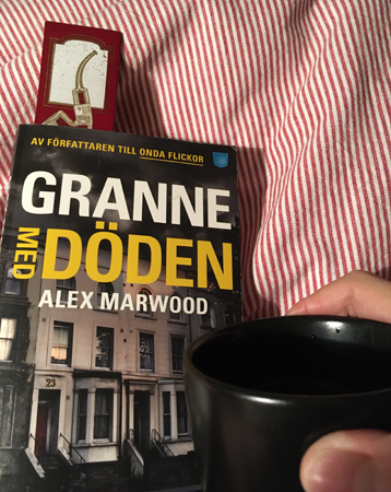 Boken Granne med döden och kaffe på sängen