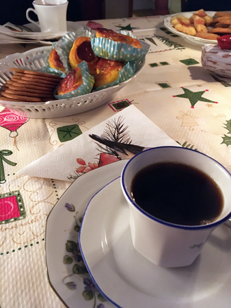 Fika hos Annas mamma och L