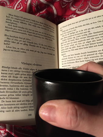 Bok och kaffe