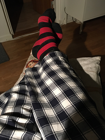 Randiga strumpor rutiga pyjamasbyxor Randiga strumpor rutiga pyjamasbyxor