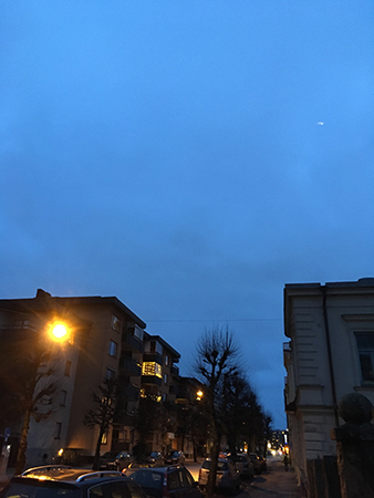 Annan promenad tisdag morgon