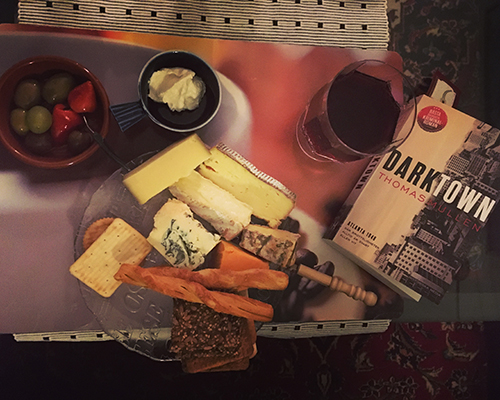 Ostar oliver kex vin och boken Darktown