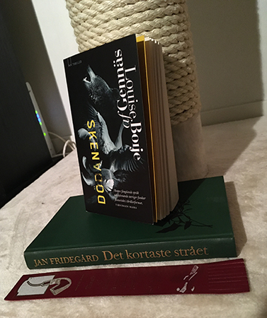 Böckerna Skendöda och Det kortaste strået