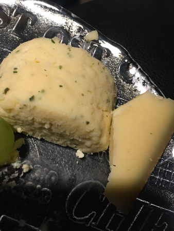 Ölcheddar och kaltbach ostar