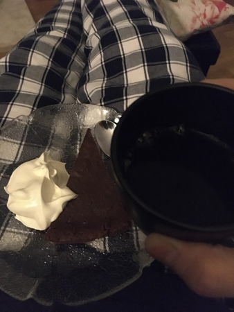 Kladdkaka LCHF och kaffe