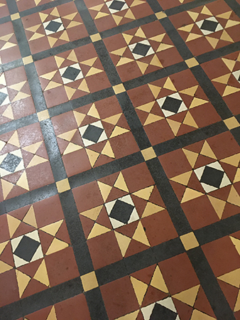 Golv i universitetshuset