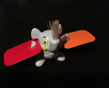 Kinderggleksak med borste