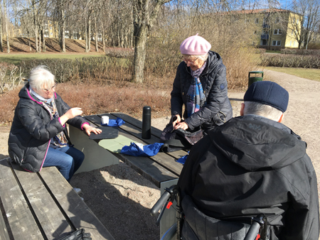 Framdukning av utefika Anna, IM o L