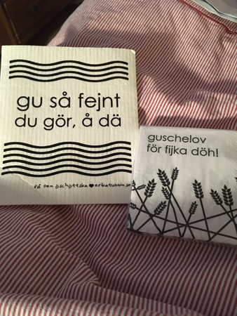 Östgötsk disktrasa och servetter