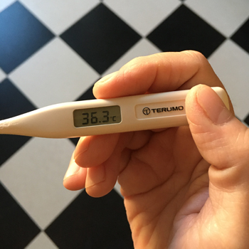 Febertermometer visar 36 o 3