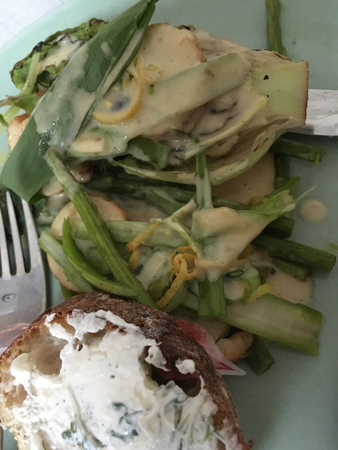 Kyckling med ramslök o grönsaker gräddsås krispaket 3 Klostergatan 5