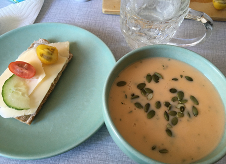 Västkustsoppa med macka