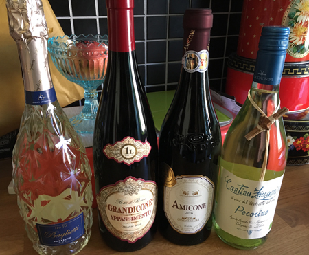 Baglietti Prosecco Grandicone Appassimento Amicone och Cantina Zaccagnini Pecorino