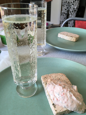 Prosecco och laxpaté