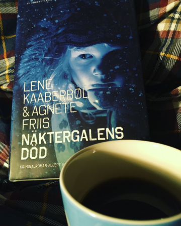 Boken Näktergalens död och kaffe på sängen