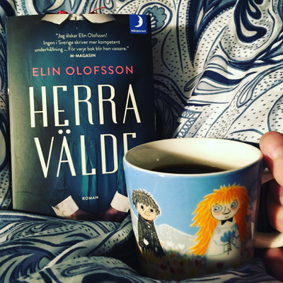 Boken Herravälde och kaffe på sängen