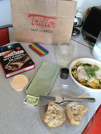 Sallad från Triller och boken Ditt hjärta är mitt