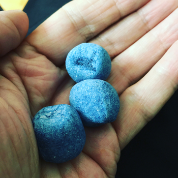 Tre godiskulor i min hand