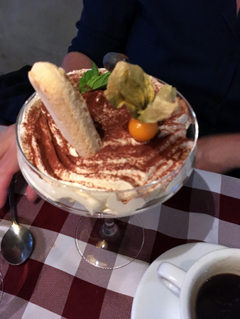 Annas dessert tiramisu hos Alex