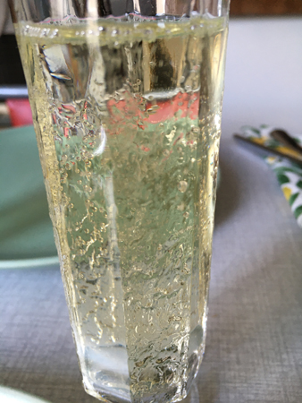 P Lex prosecco i glaset