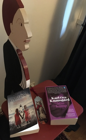 James med böckerna Istvillingar och Min kamp 6