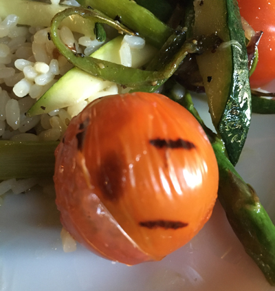 En grinig tomat på Ll'Amice
