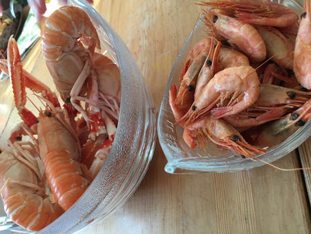 Havskräftor och rökta räkor