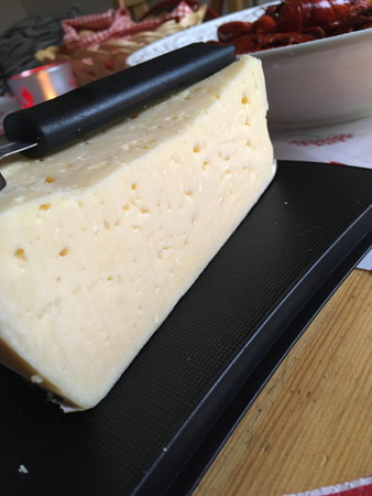 Brännvinsost Hallands fläder